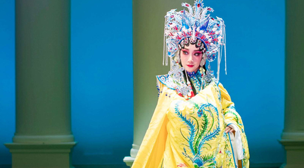 Turandot, con gli attori dell’Opera di Pechino